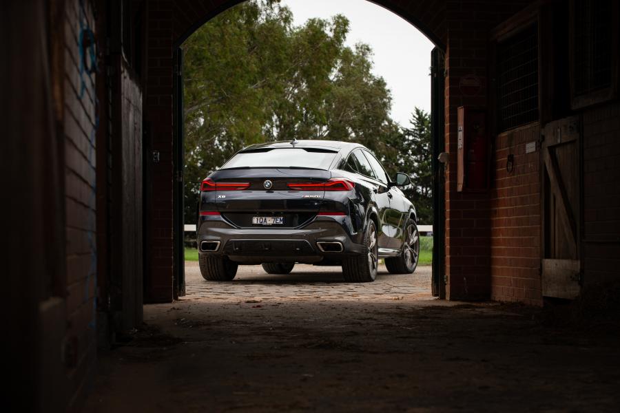  BMW X6 M50i (G06) 2020 года  (AU) (фото 16 из 18)